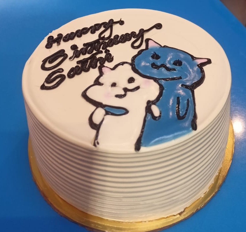 Vanilla Mini children cake