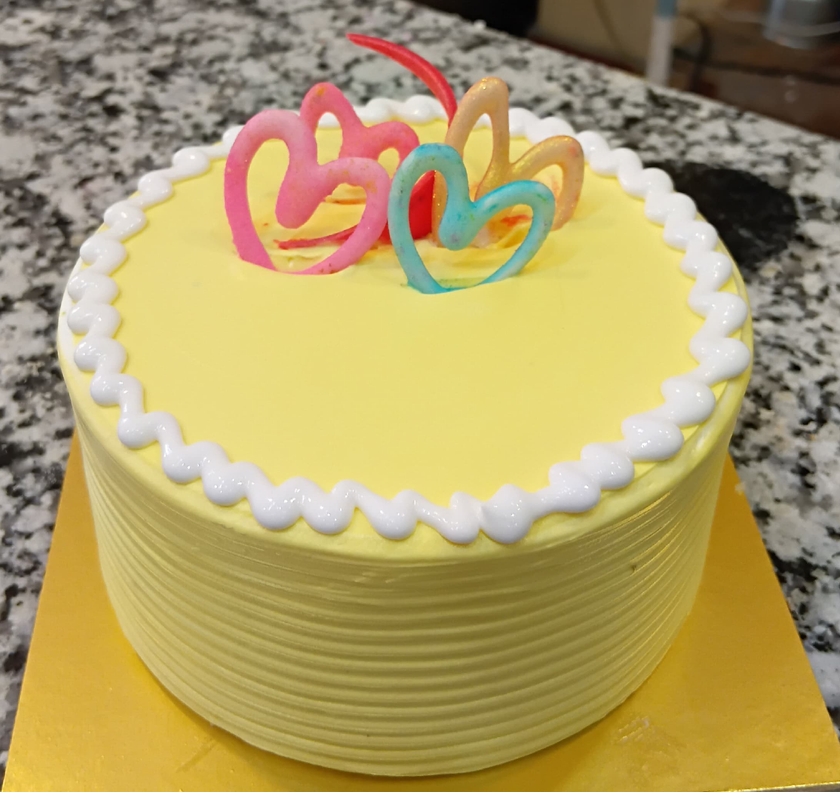 Pineapple Cake simple design