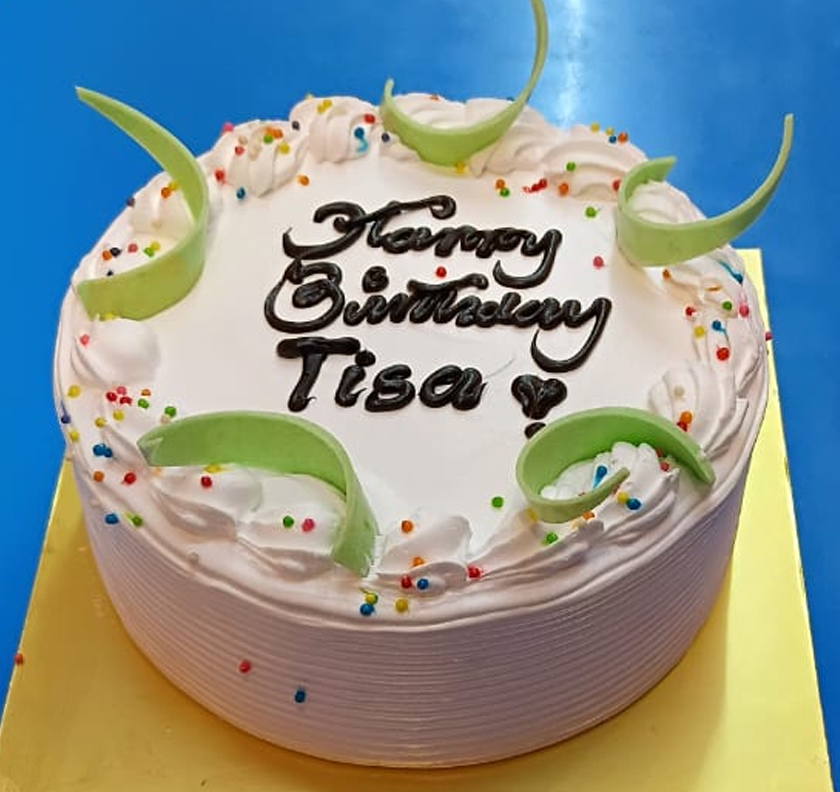 Vanilla Classic Cake