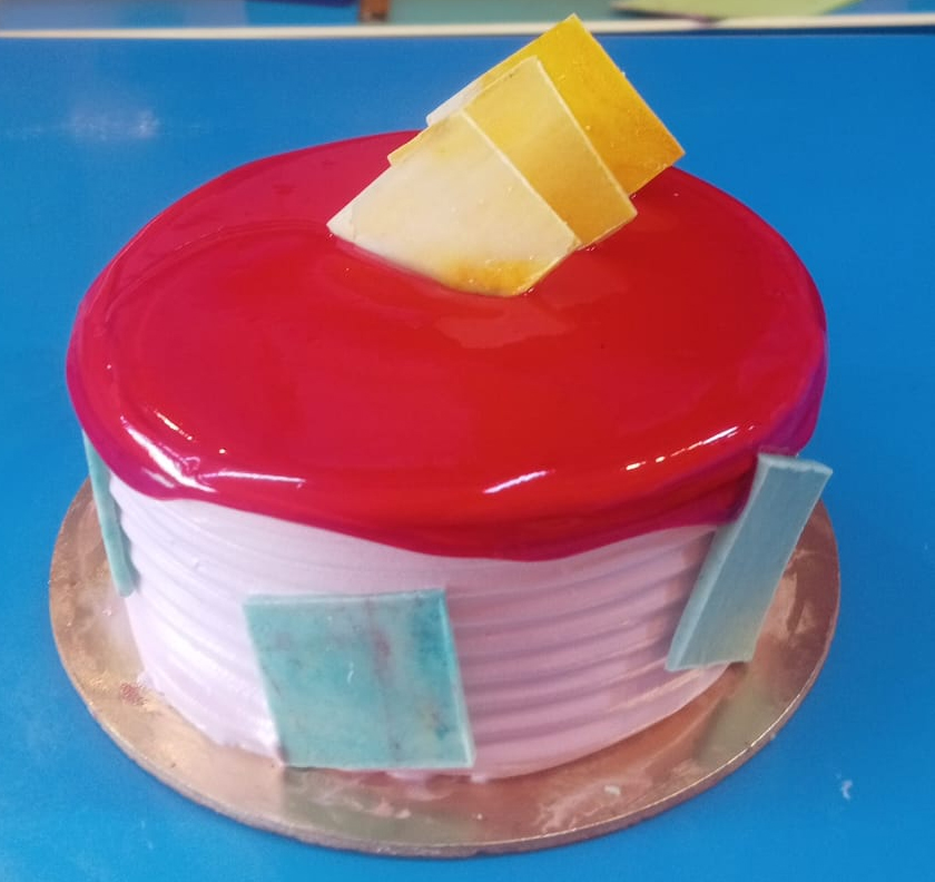 Strawberry Cake Half Pound