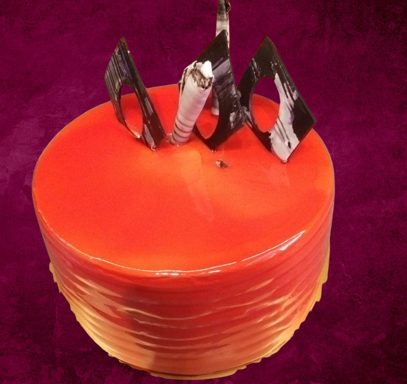 Strawberry Cake Half Pound