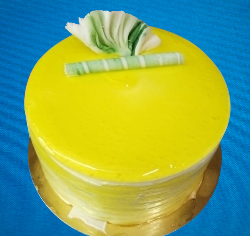 Pineapple Cake Half Pound